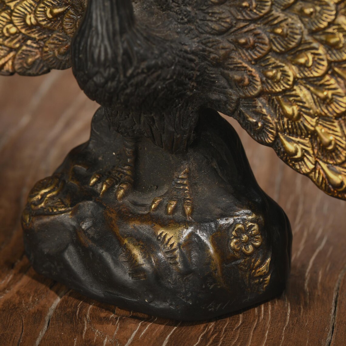 Bronze sculpture (peacock), sculpture art, animal sculpture, copper peacock, sculpture