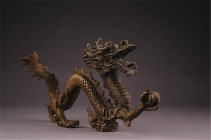 Chinese antique bronze dragon sculpture, dragon, sculpture, animal sculpture, bronze dragon, sculpture, antique dragon decoration.