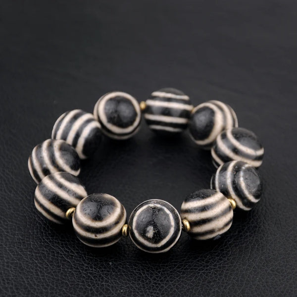 Tibetan/Himalayan antique agate black and white dzi beads, three-row dzi bracelet, rosary, prayer, dome, amulet, amulet,