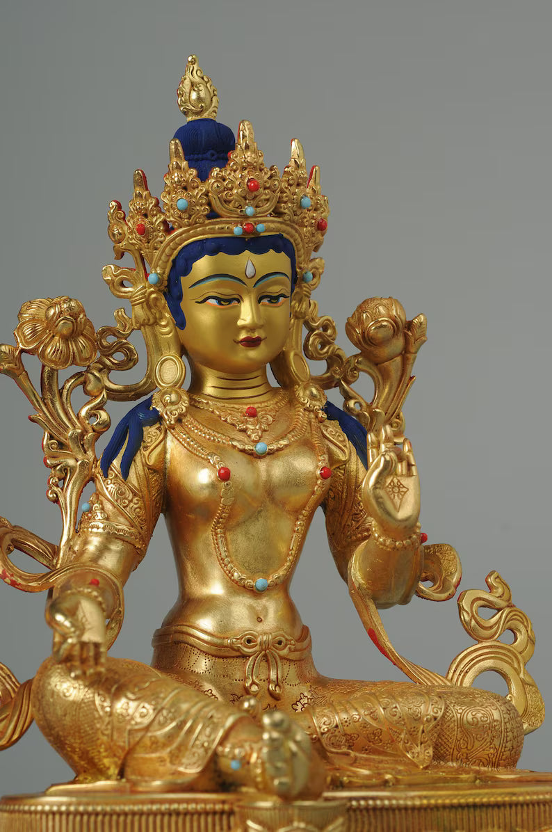 Bronze Green Tara Buddha Statue: Tibet/Nepal Home Decor (14cm x11cm x21cm)