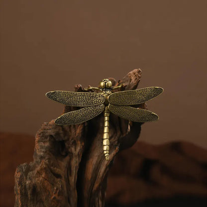 Chinese antique bronze dragonfly sculpture, sculpture art, animal sculpture, dragonfly, insect sculpture