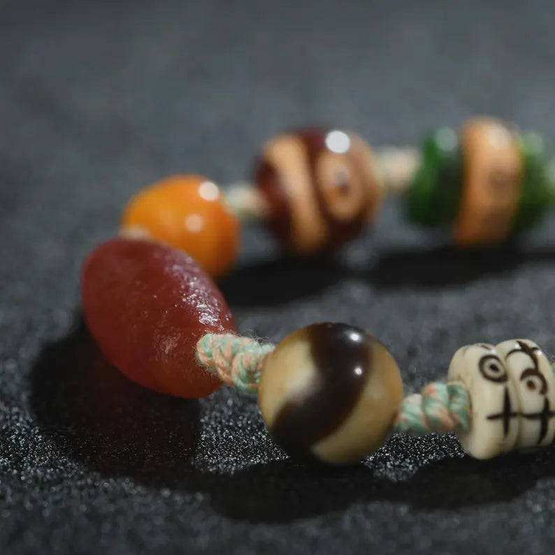 Tibetan/Himalayan antique bracelet, Agate Dzi Bracelet, hand woven Boedi Tianzhu bracelets, prayer, gifts, amulets，