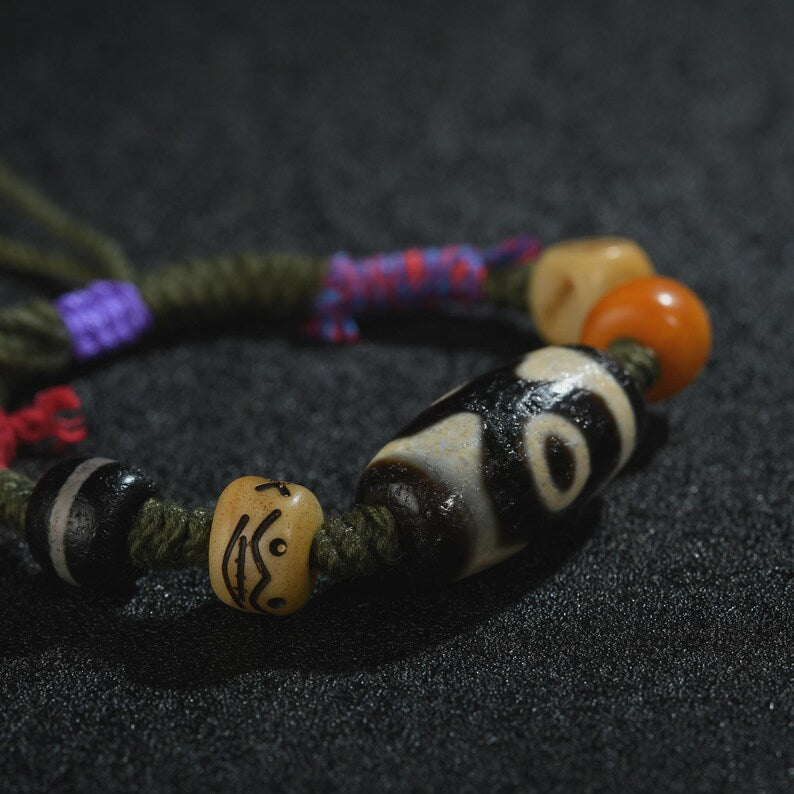 Tibetan/Himalayan antique bracelet, Three eyes dzi bracelet, hand woven Boedi Tianzhu bracelets, prayer, gifts, amulets，