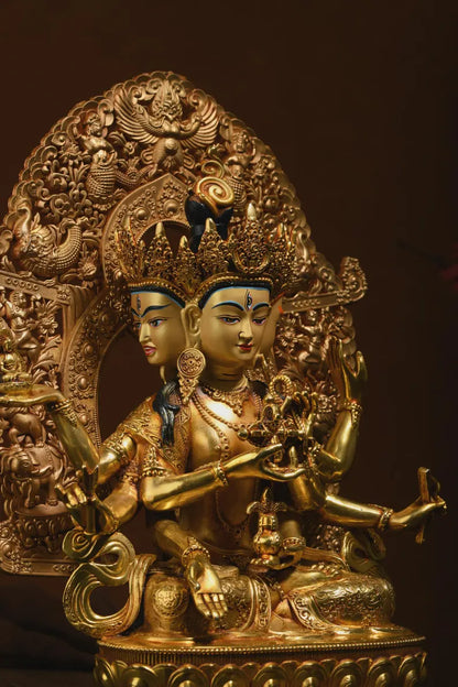 Handmade Brass Ushnishavijaya Buddha Statue: Three-Headed Tibetan Decor