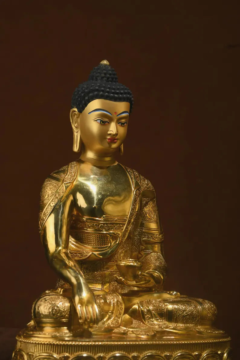 Tibetan Bronze Buddha Statue: Gautama Sculpture, Home Decor (19x13x30 cm)