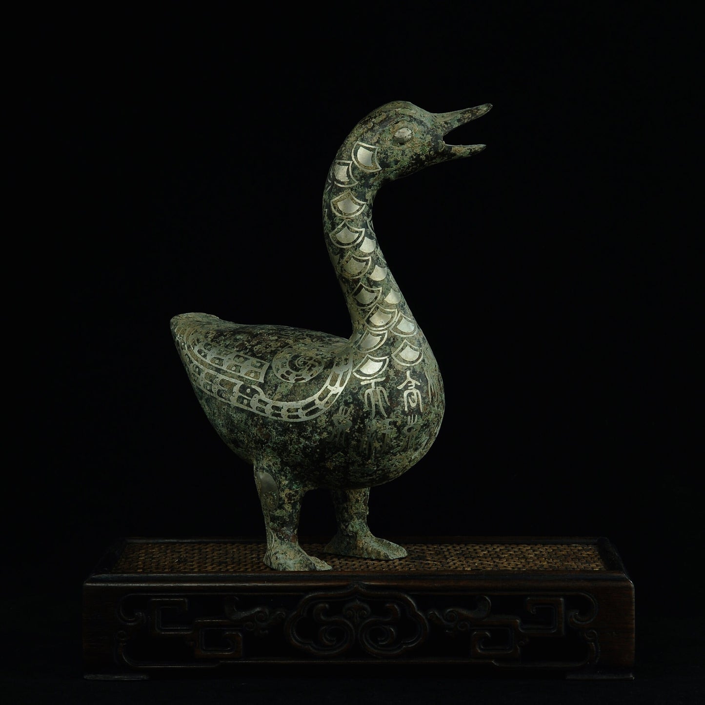 Ancient Asian bronzes, bronze flower animals, bronze ducks