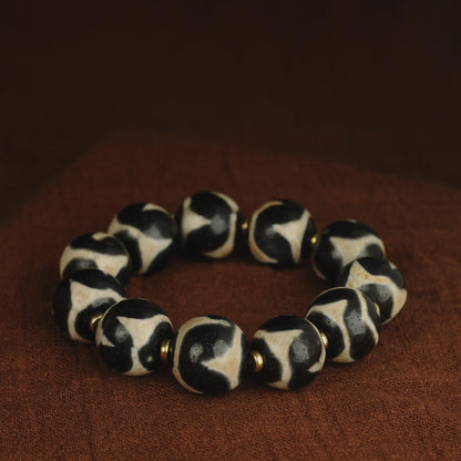 Antique Agate Dzi Bead Bracelet: Tibetan Amulet Rosary