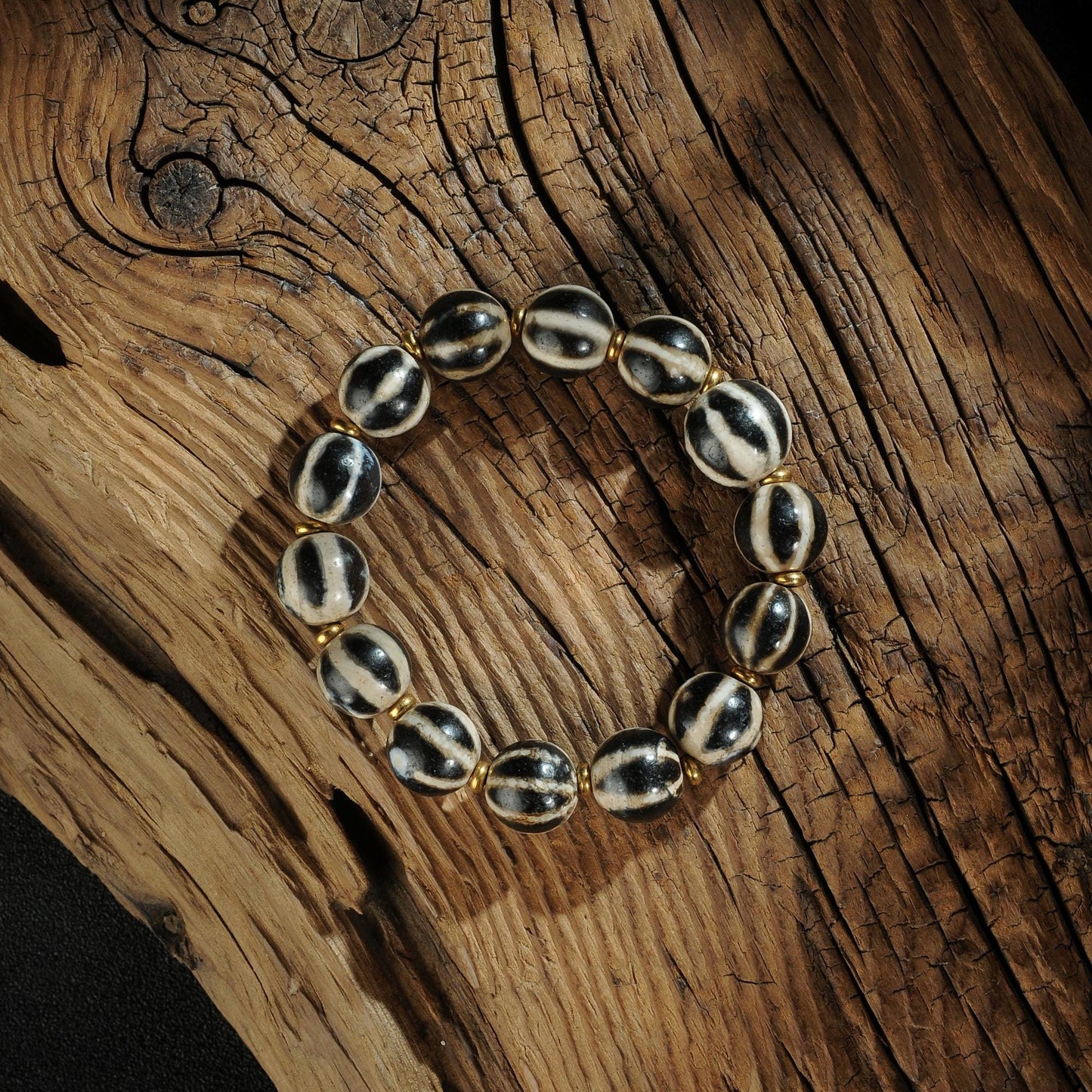 Antique Agate Dzi Bead Bracelet: Tibetan Amulet Rosary