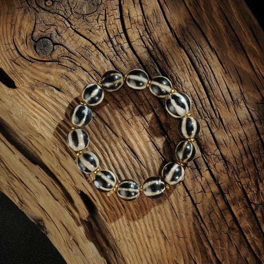 Antique Agate Dzi Bead Bracelet: Tibetan Amulet Rosary
