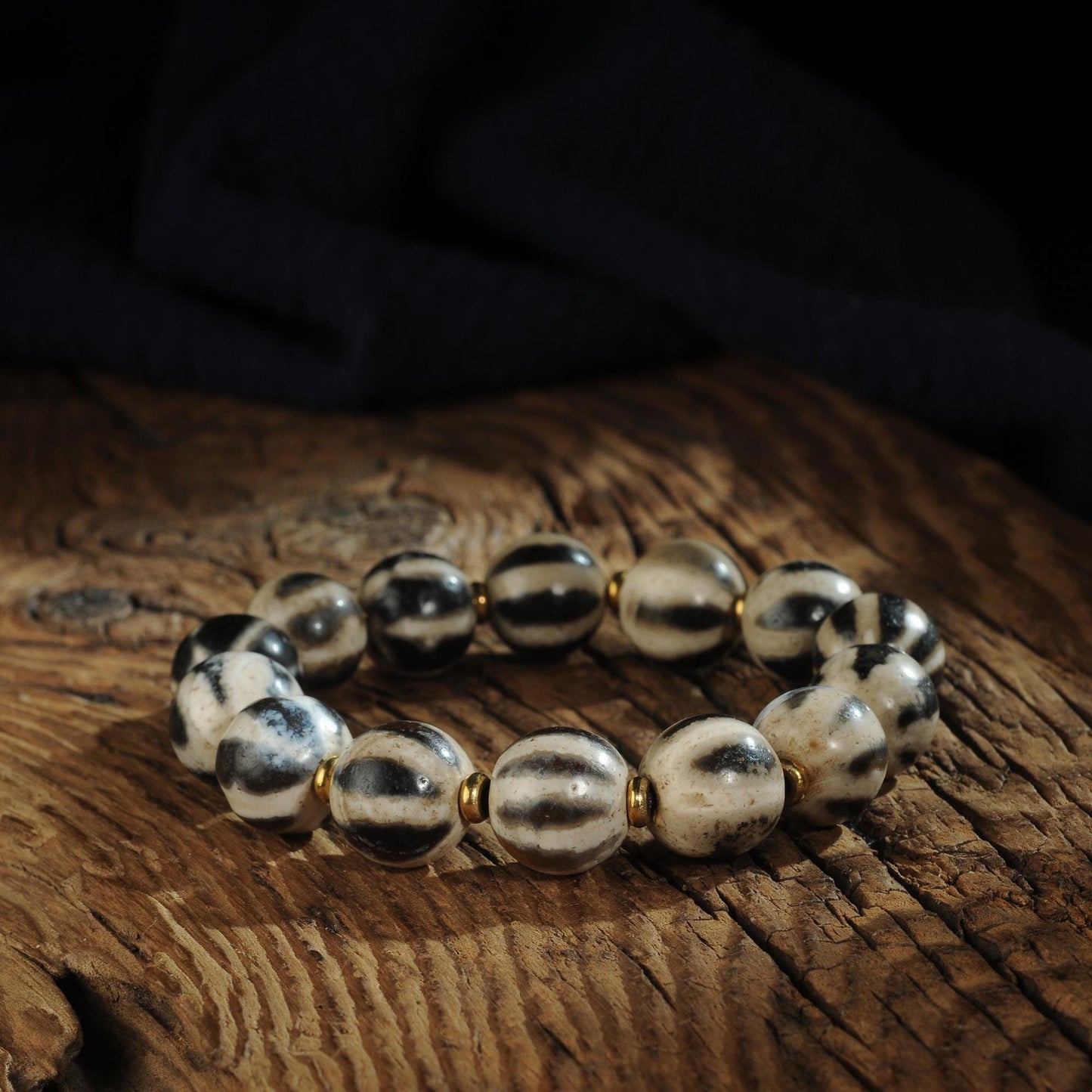 Antique Agate Dzi Bead Bracelet: Tibetan Amulet Rosary