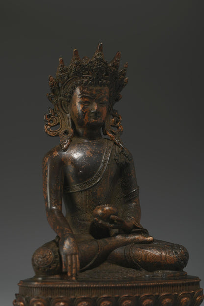 Antique Bronze Buddha Statue: Tibetan-Nepalese Prayer Ritual Decor