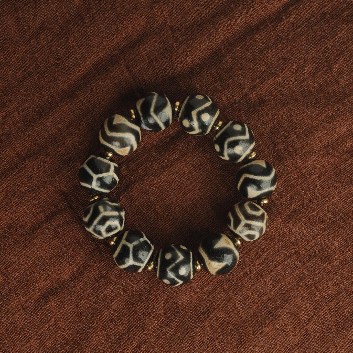 Antique Agate Dzi Bead Bracelet: Tibetan Himalayan Amulet Rosary