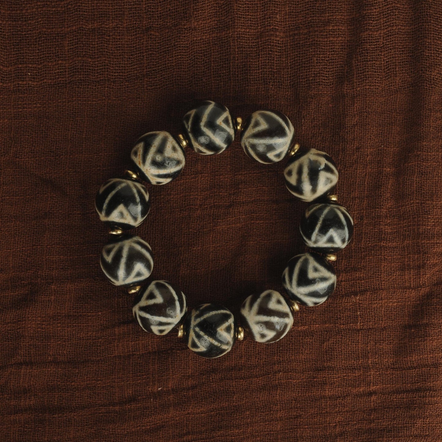 Antique Agate Dzi Bead Bracelet: Tibetan Amulet Rosary