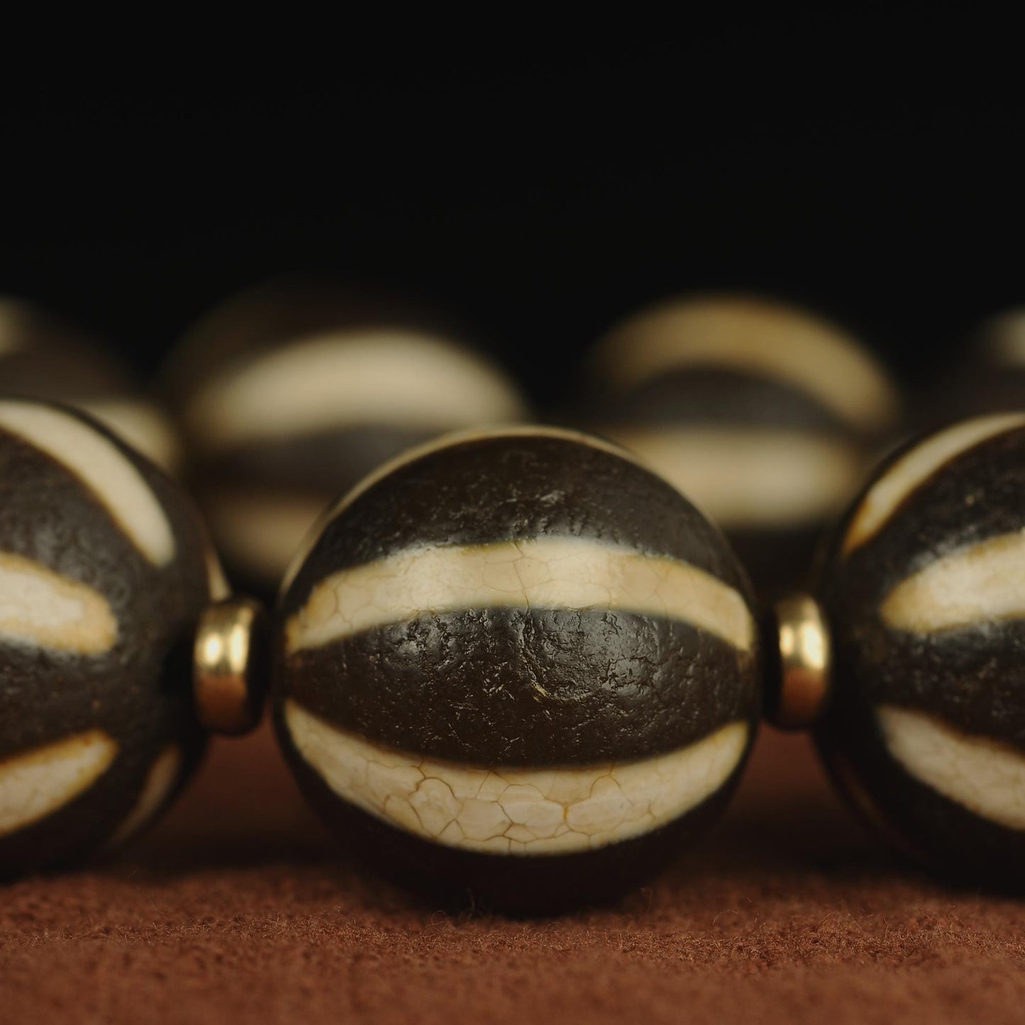 Antique Agate Dzi Bead Bracelet: Tibetan Amulet Rosary