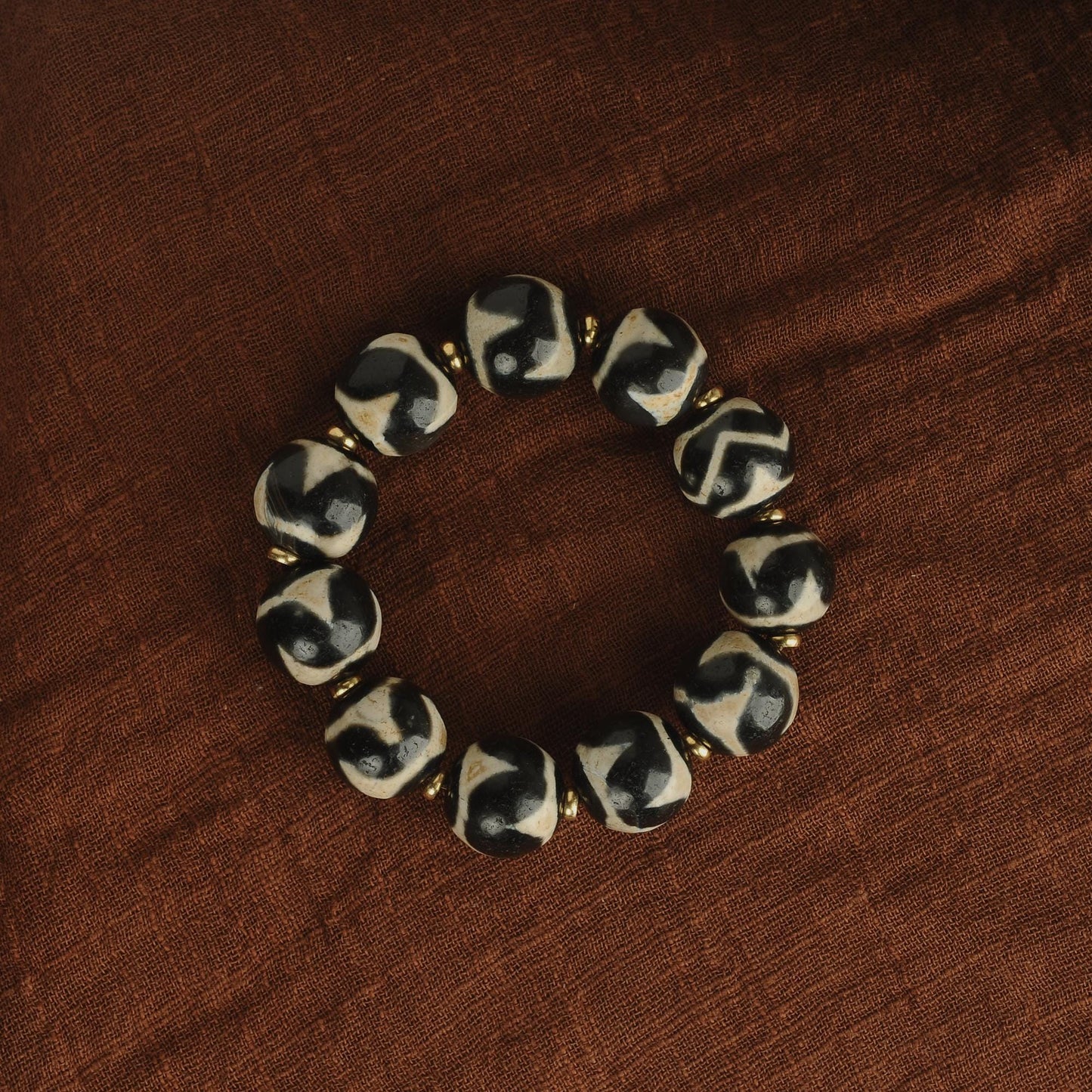 Antique Agate Dzi Bead Bracelet: Tibetan Amulet Rosary