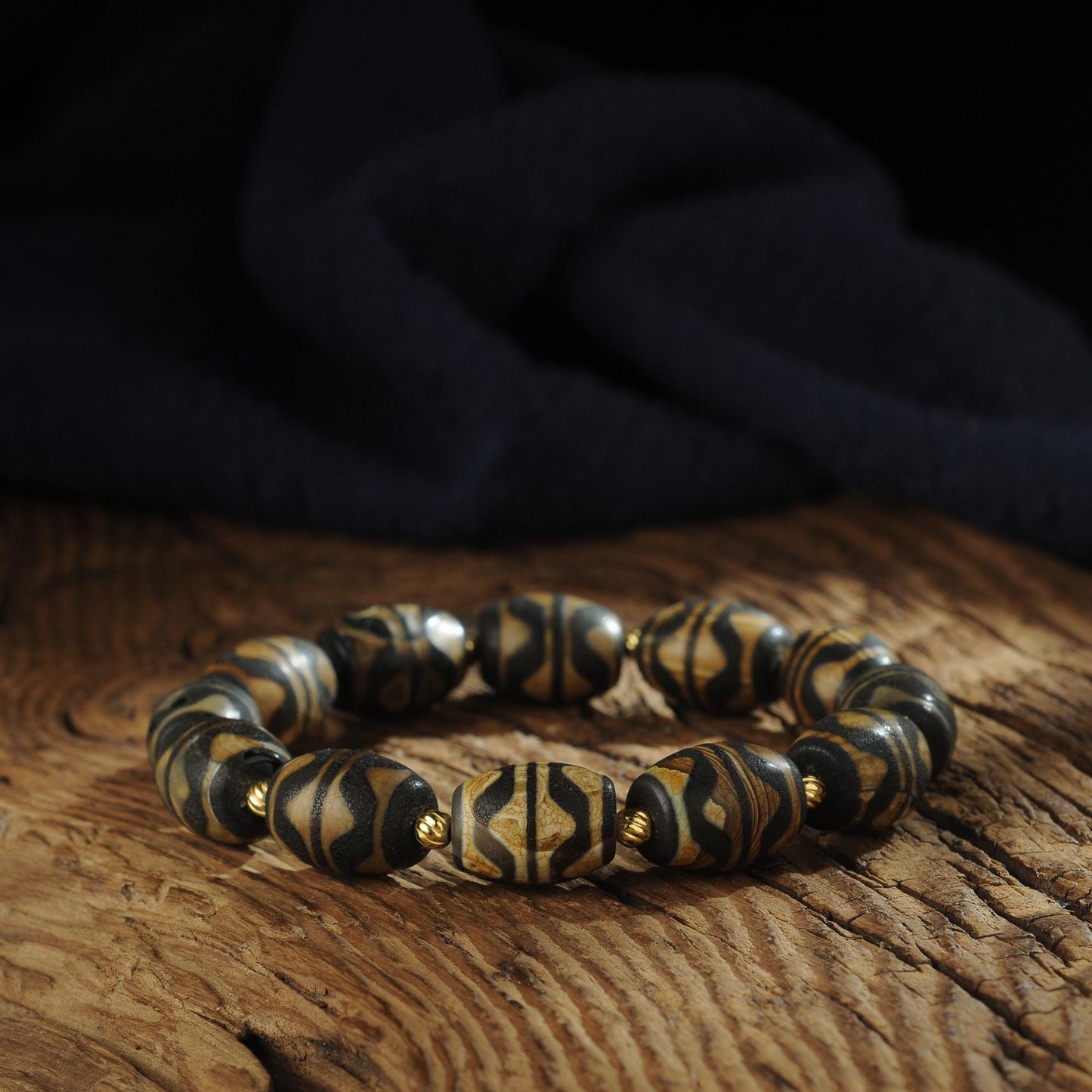 Antique Agate Dzi Bead Bracelet: Tibetan Amulet Rosary