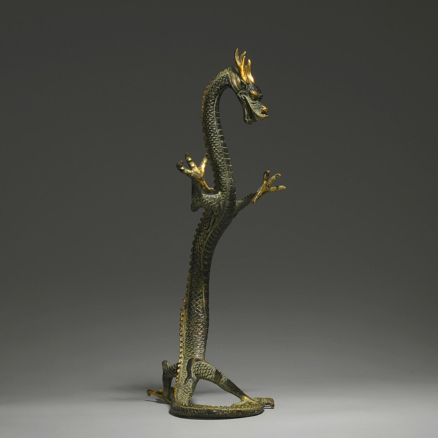 Antique Bronze Dragon Sculpture: Chinese Animal Art (41X21X13cm)
